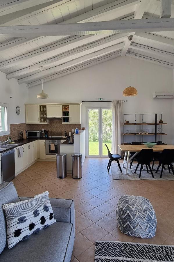 Villa Theia Kavvadades エクステリア 写真
